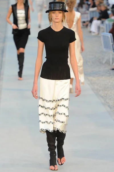 Look 62